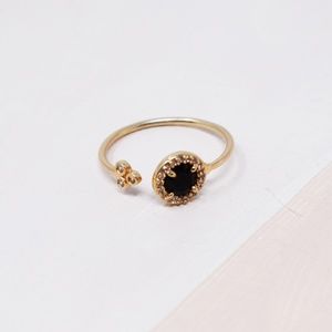 18K Gold Black Onyx Camilla Noir Ring